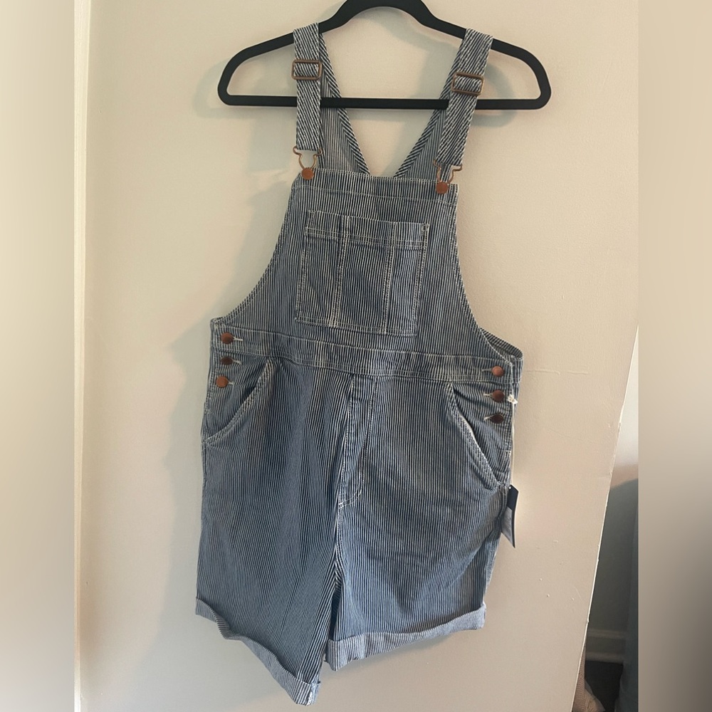 Denim overalls Universal Thread with tags